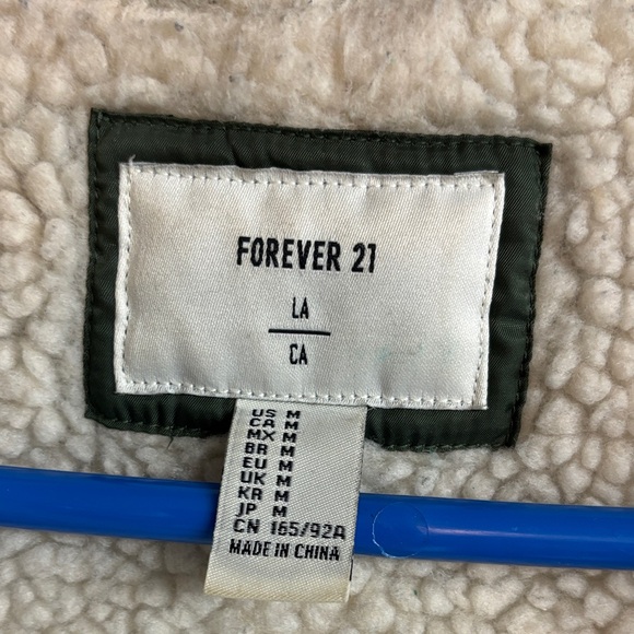 Forever 21 Green Hooded Jacket - Picture 4 of 4